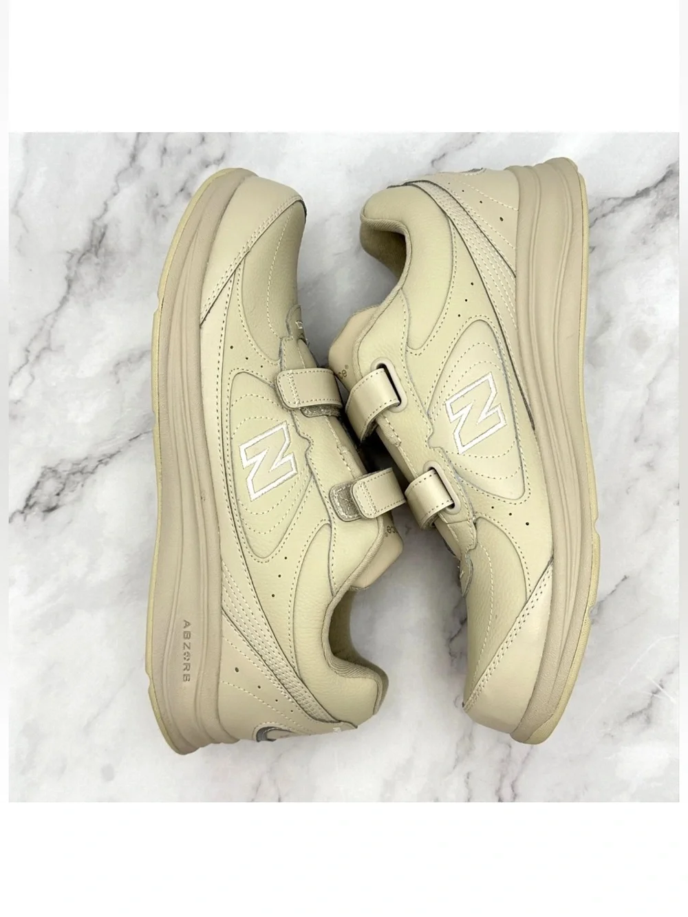 New Balance 577 Walking Shoes Mens 12 D Wide Beige Leather Hook Loop MW577VB
